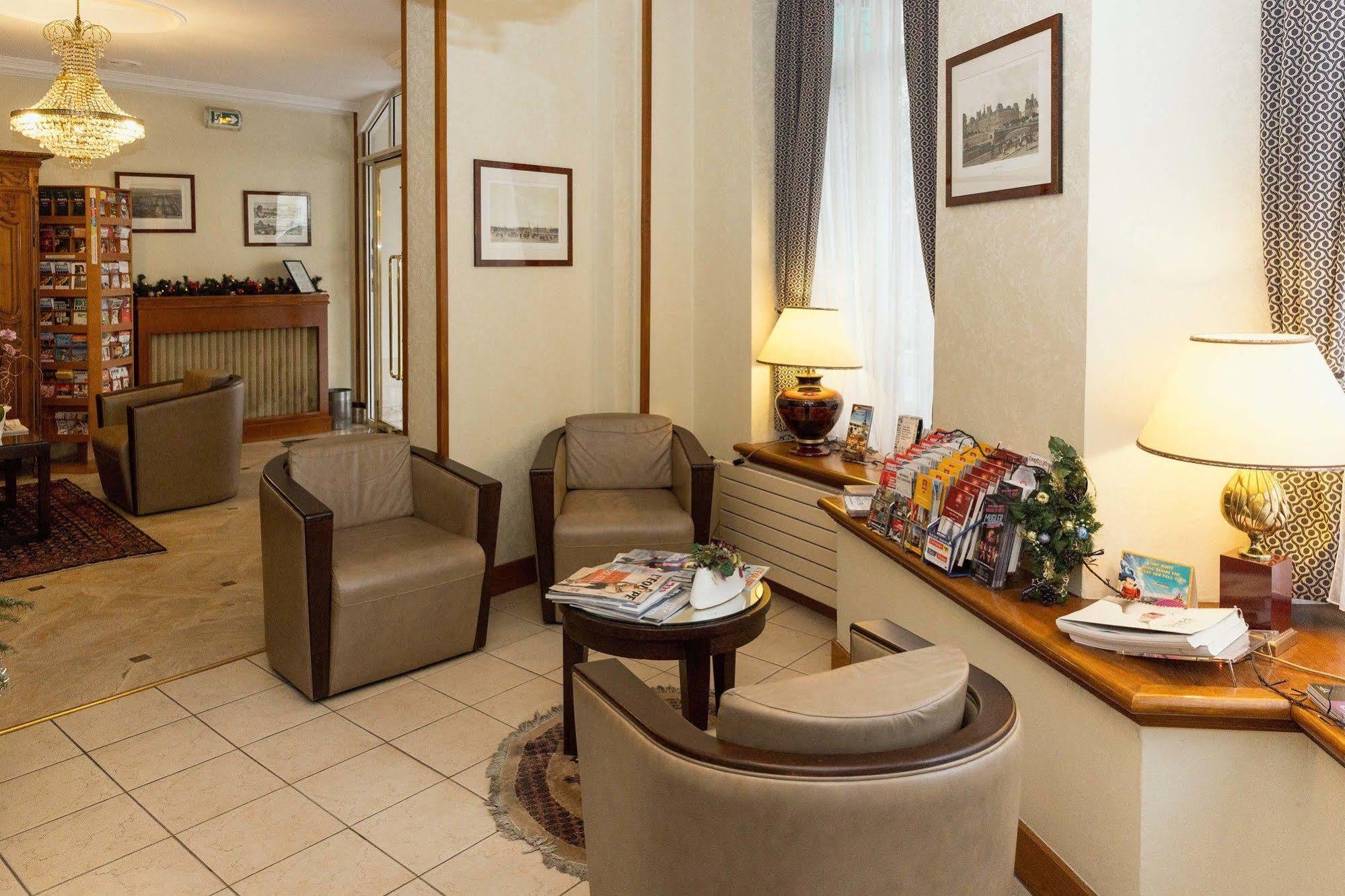 Hotel Saint Christophe باريس المظهر الخارجي الصورة